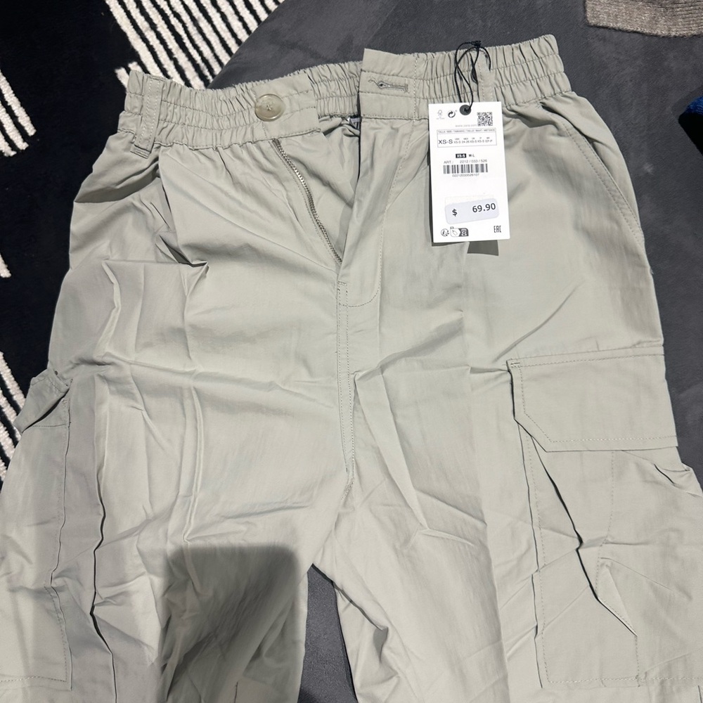 Zara cargo parachute pants xs